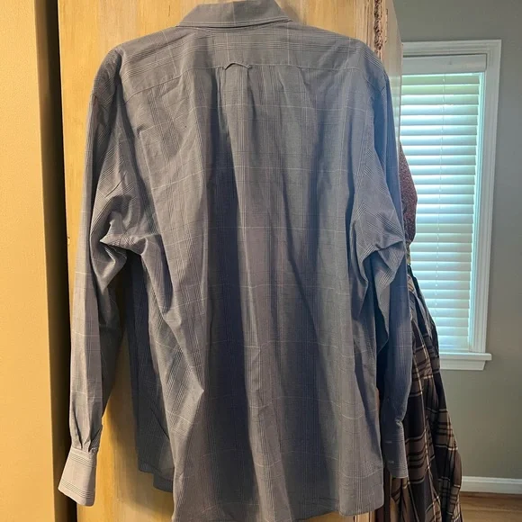 Burberry of London button down. Size L. Barely worn. White blue. Vintage